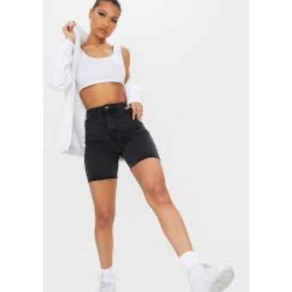NWT Pretty Little Thing Washed Black Longline Fitted Denim Shorts Sz 8 US/12 UK - Picture 2 of 11